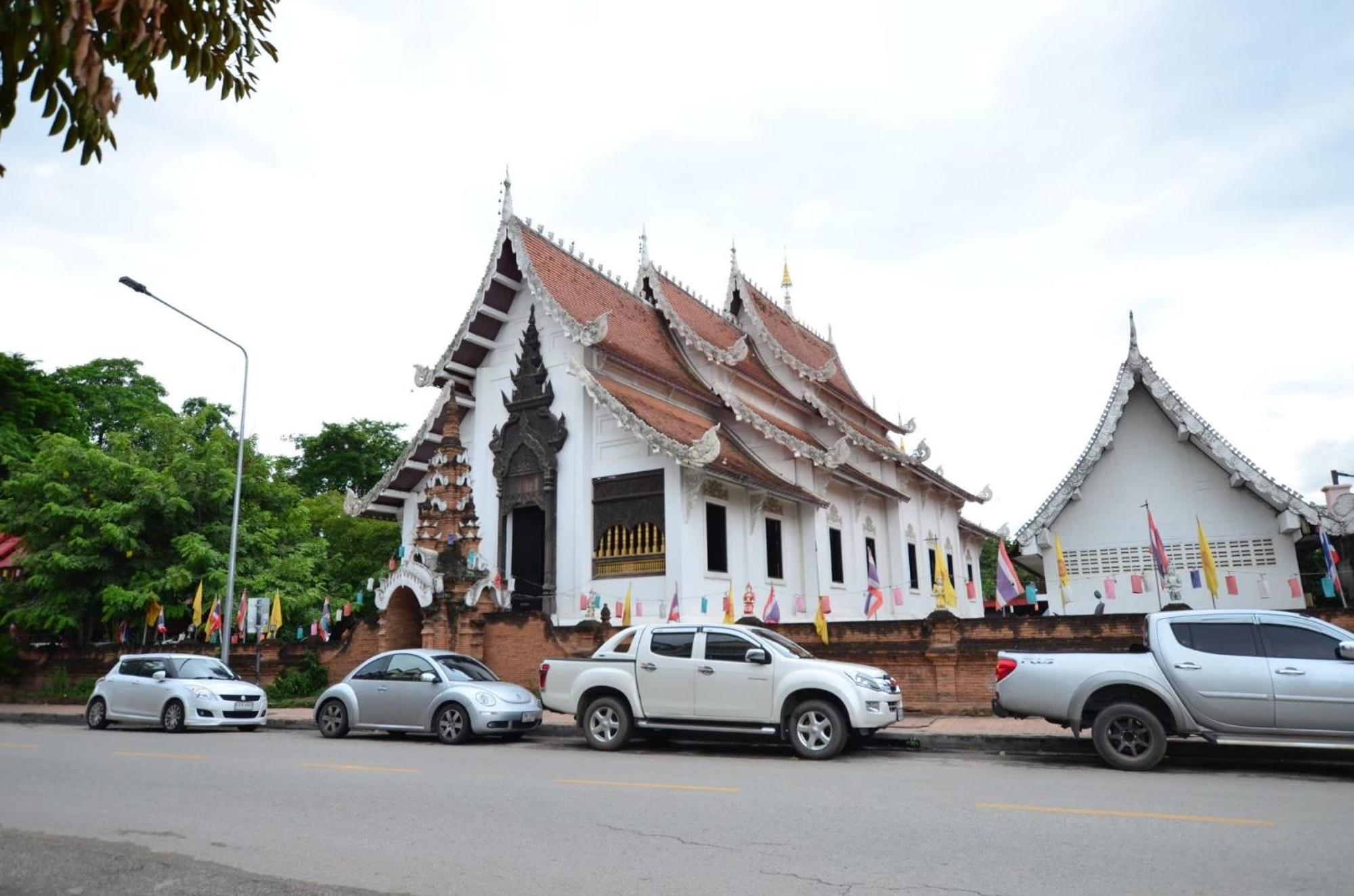 Fav Inn Town - Chiang Mai — Photos 1
